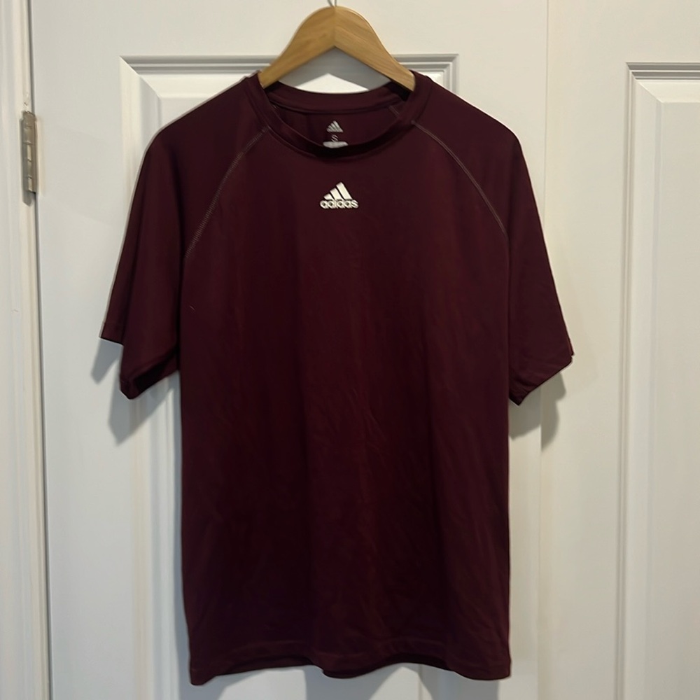 Men’s small adidas climate shirt